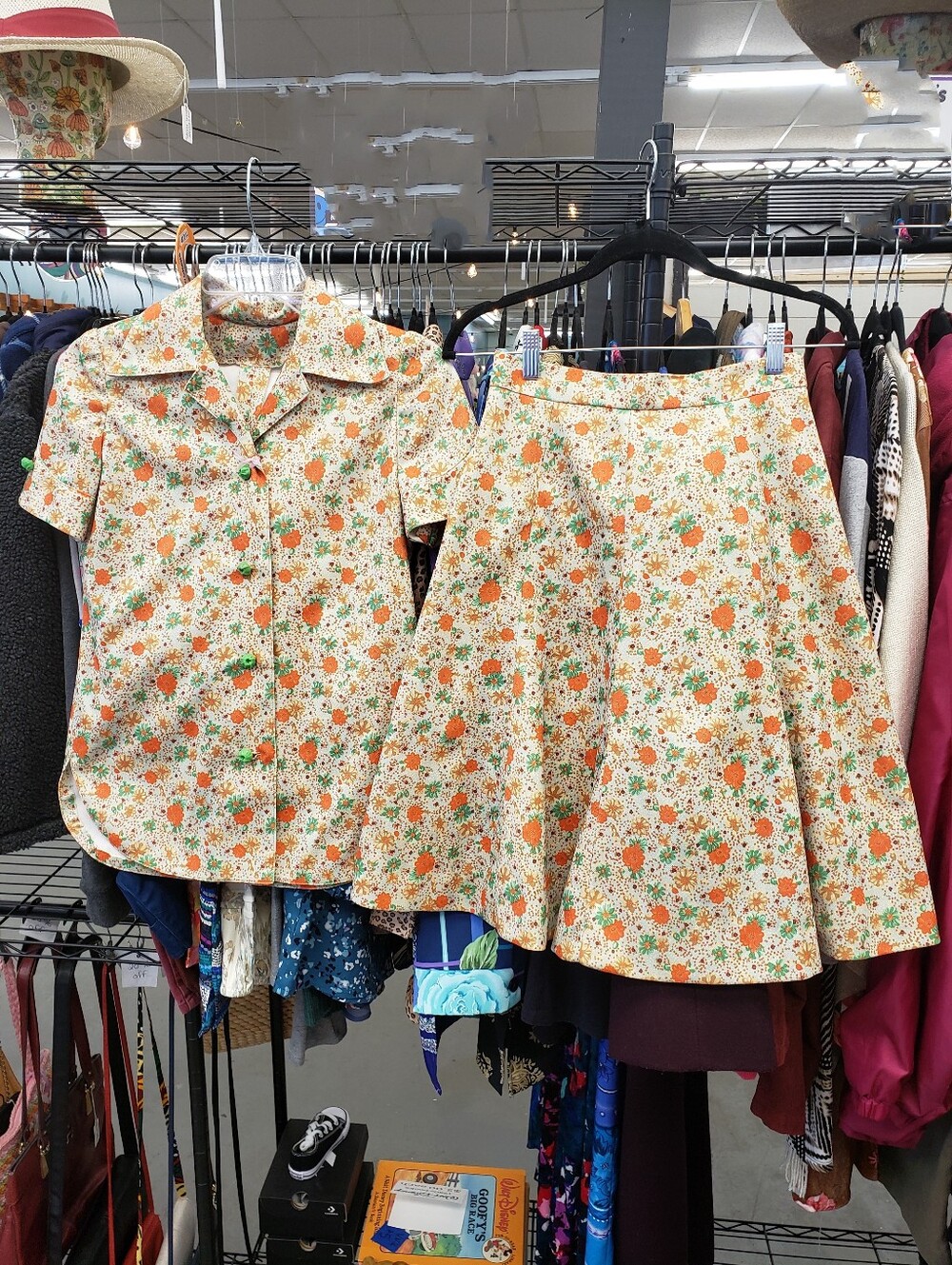 Vintage 1960s 1970s Two Piece Skirt Set Floral